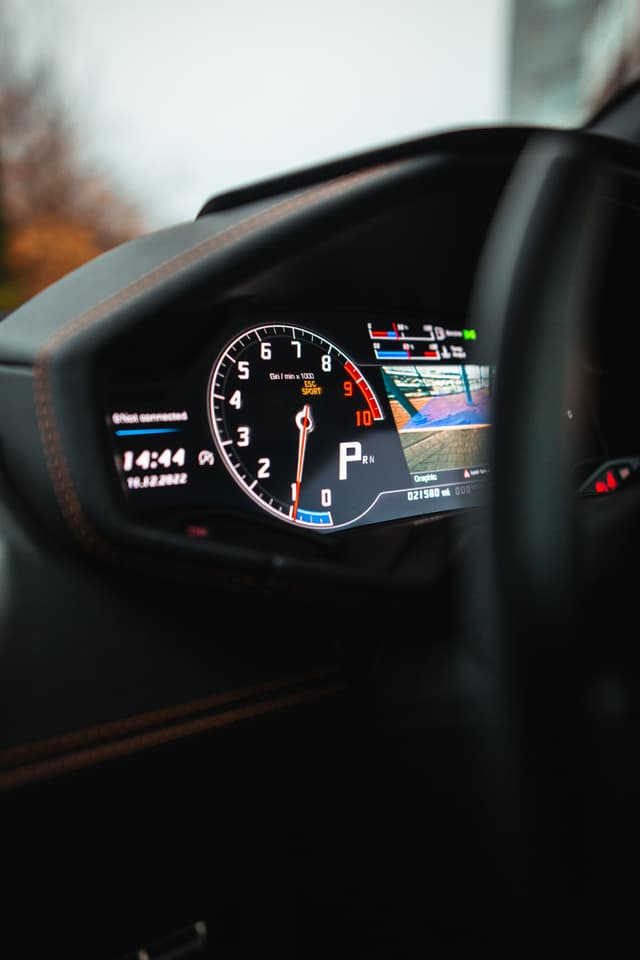 Suzuki Swift interior thumbnail 4