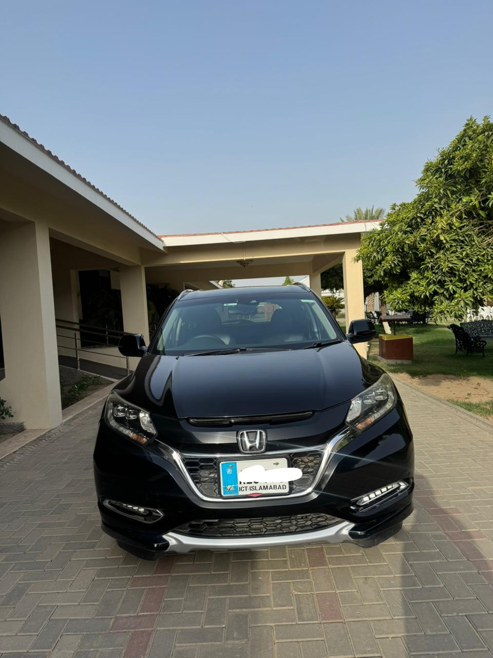 Honda Vezel Z Sensing gallery thumbnail 5